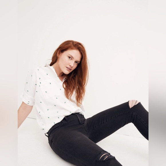 Madewell Mid Rise 9” Distressed Skinny Jeans - Picture 2 of 11